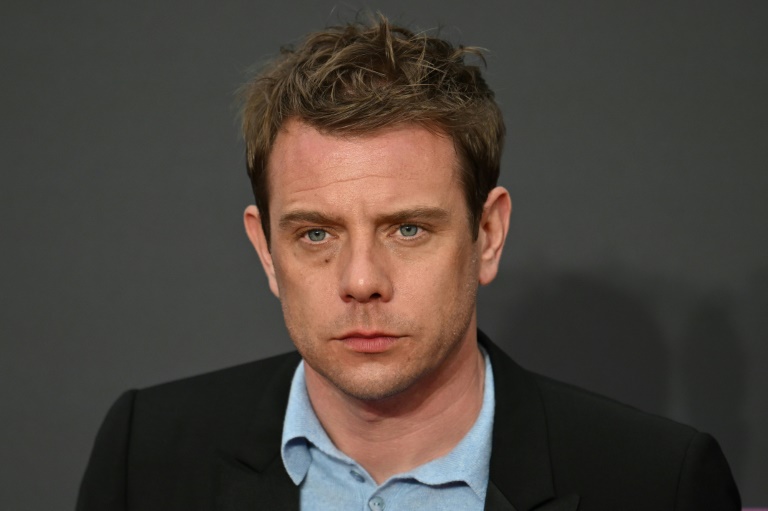 La Fashion Week de Londres débute avec l'humeur sombre du styliste Harris Reed