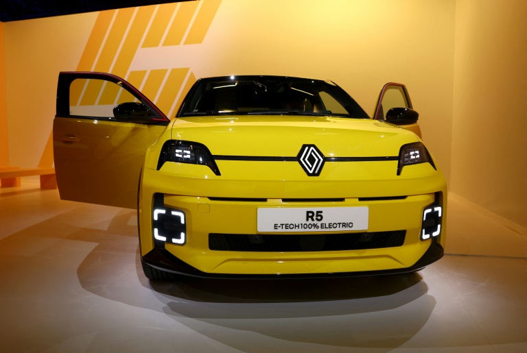 Renault: plus de 15.000 R5 électriques rappelées pour une 