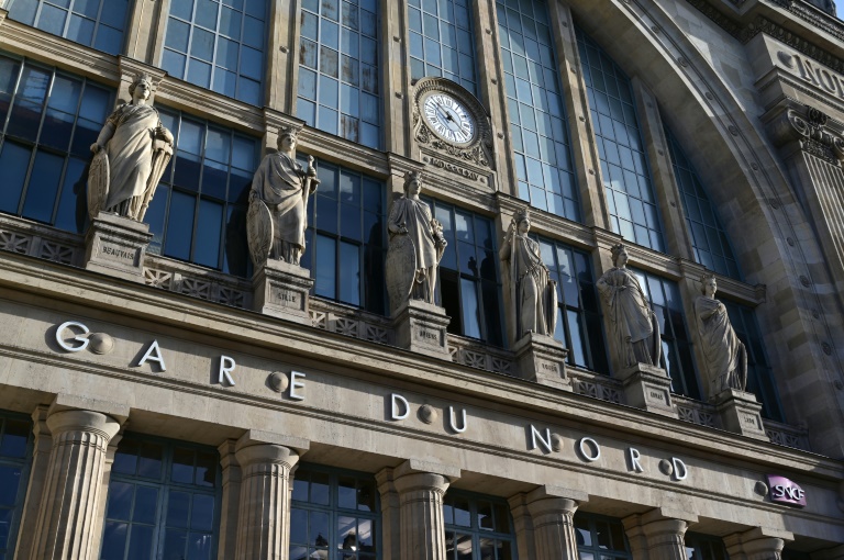 Trafic totalement interrompu à la gare du Nord après la découverte d'une bombe de la Seconde Guerre mondiale 