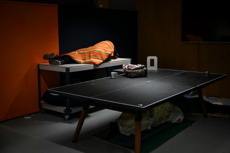 Gaité Lyrique: après trois mois d'occupation, 450 jeunes migrants toujours en attente d'hébergement