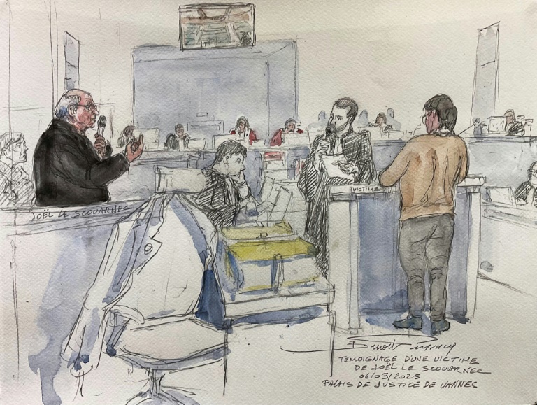 Devant Le Scouarnec, une de ses victimes soutient son regard et 