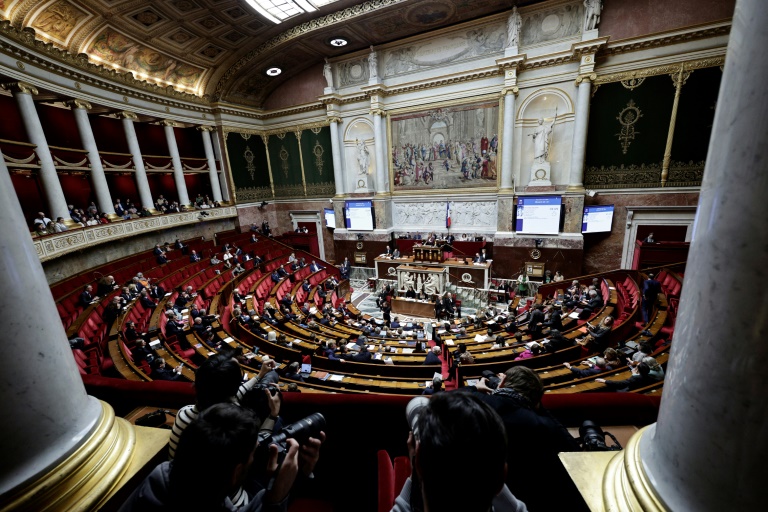 Bistrots: l'Assemblée facilite l'obtention de licences IV dans les petites villes mais renforce le contrôle du marché