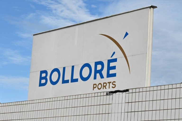 Ports africains: Bolloré visé par une plainte pour recel et blanchiment