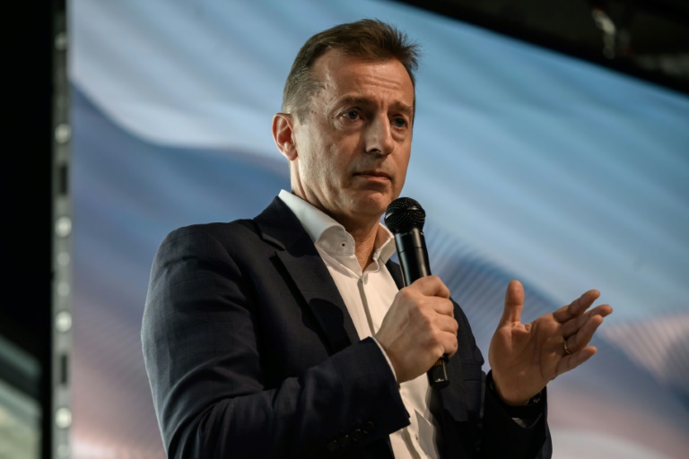 Moteur sans coque, aile pliante: les pistes d'Airbus pour l'avion de demain