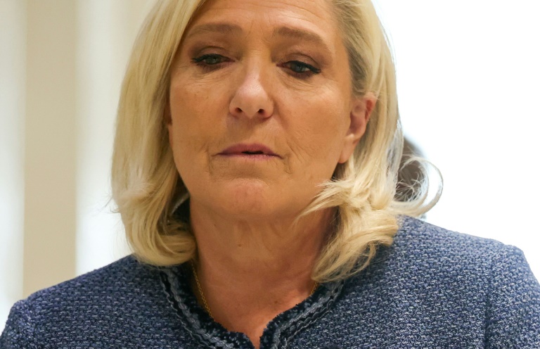 Condamnation Le Pen: le RN attaque les juges, décision en appel envisagée à 