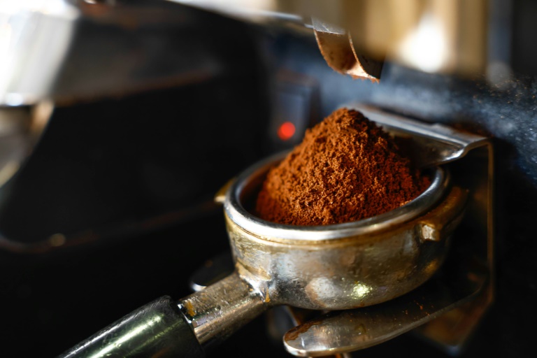 Espresso, iPhone ou baskets: comment l'offensive douanière de Trump va (aussi) toucher les Américains