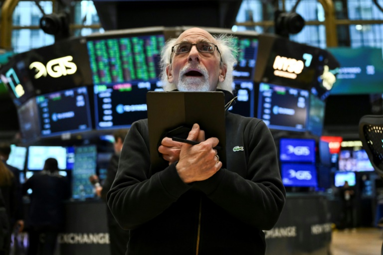 Wall Street en très forte hausse après la pause de Trump sur certains droits de douane