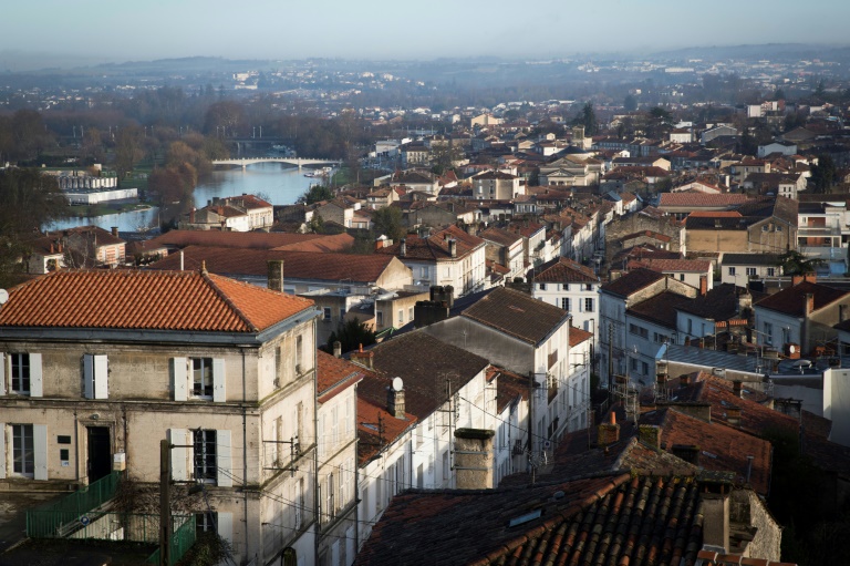 Crise politique en Charente, le conseil départemental sera mis sous tutelle