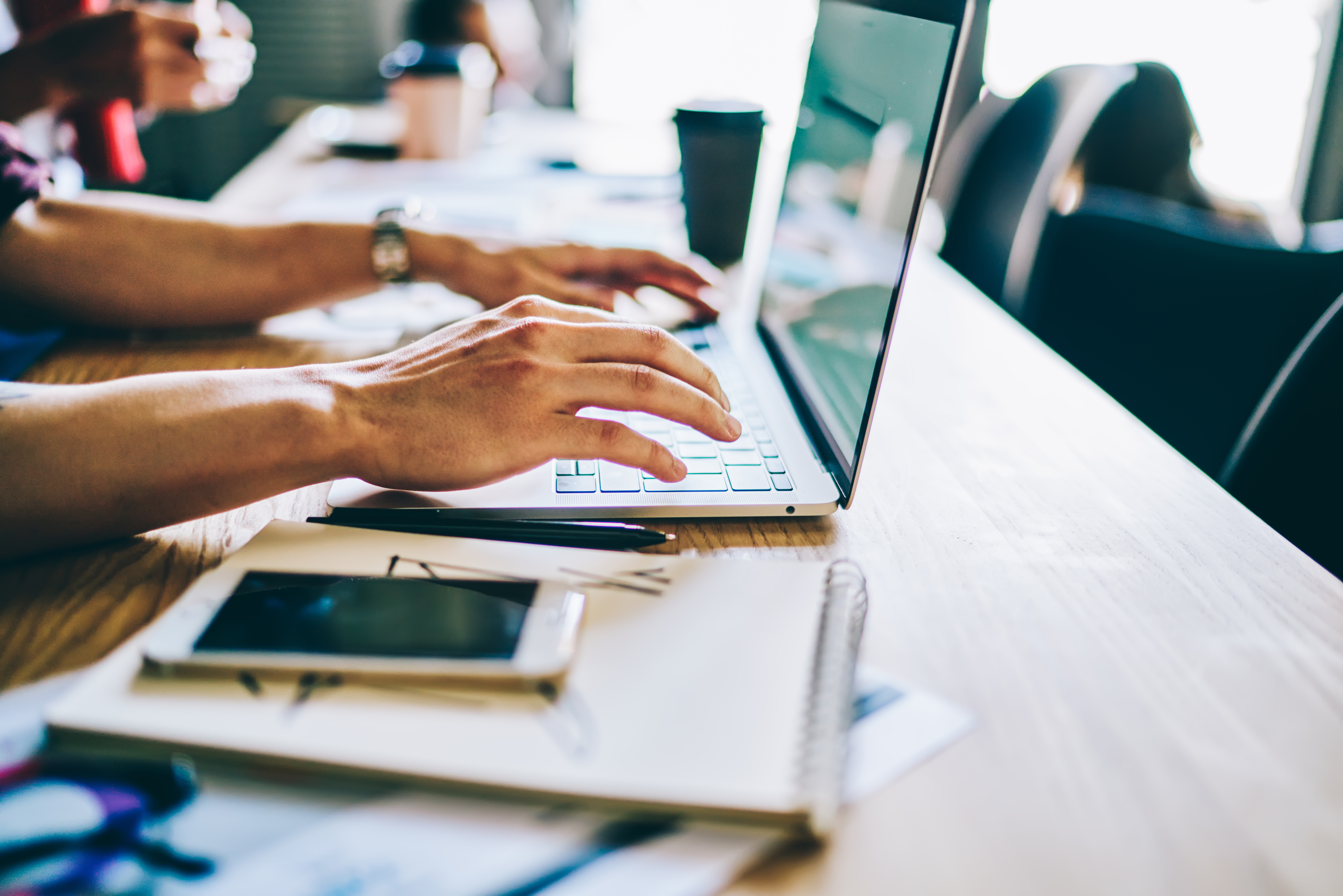 Les Français et le numérique : les usages se développent dans un climat de méfiance persistant