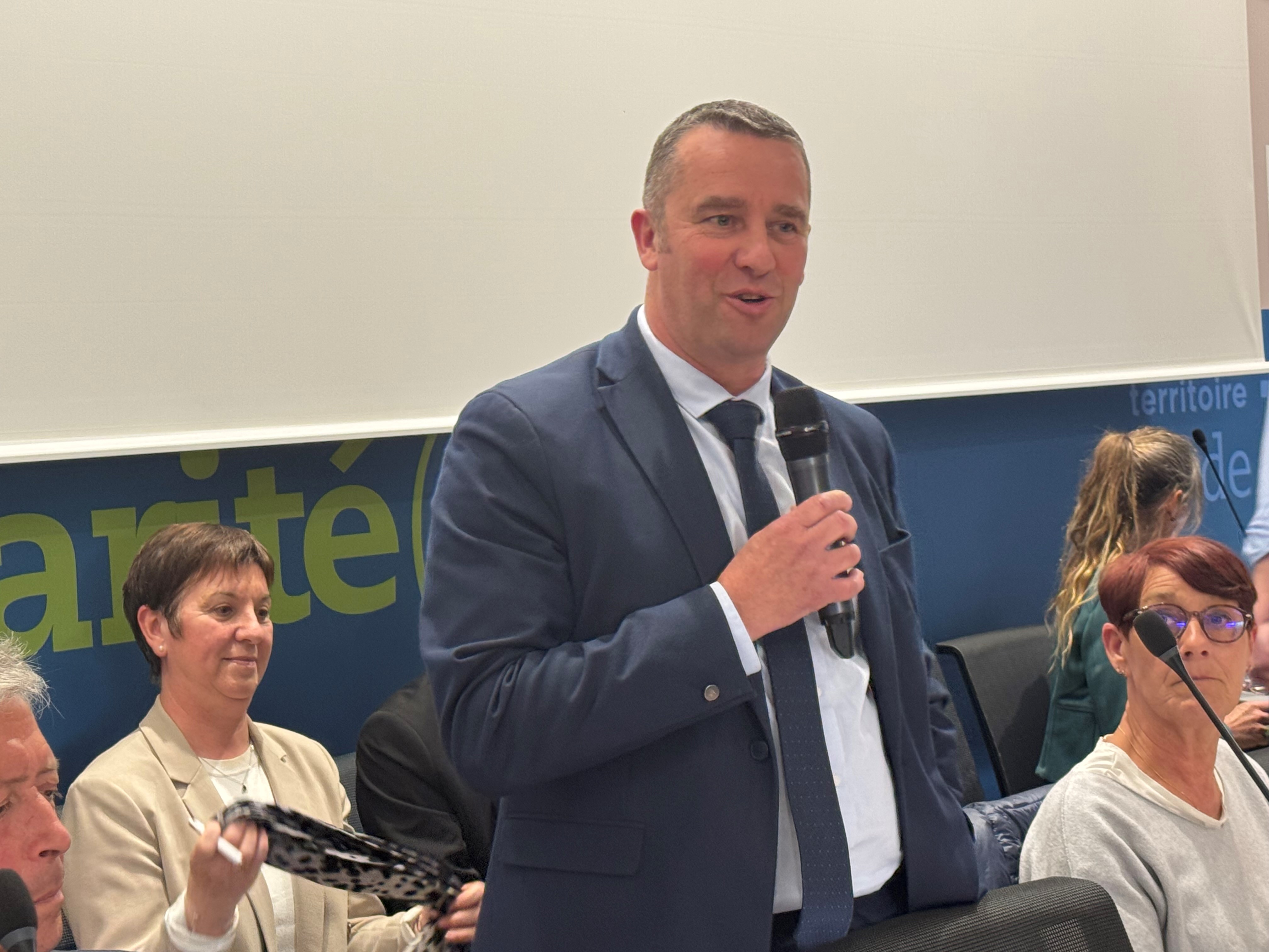 À la CAPSO, Laurent Denis succède à Joël Duquenoy, dans l’émotion