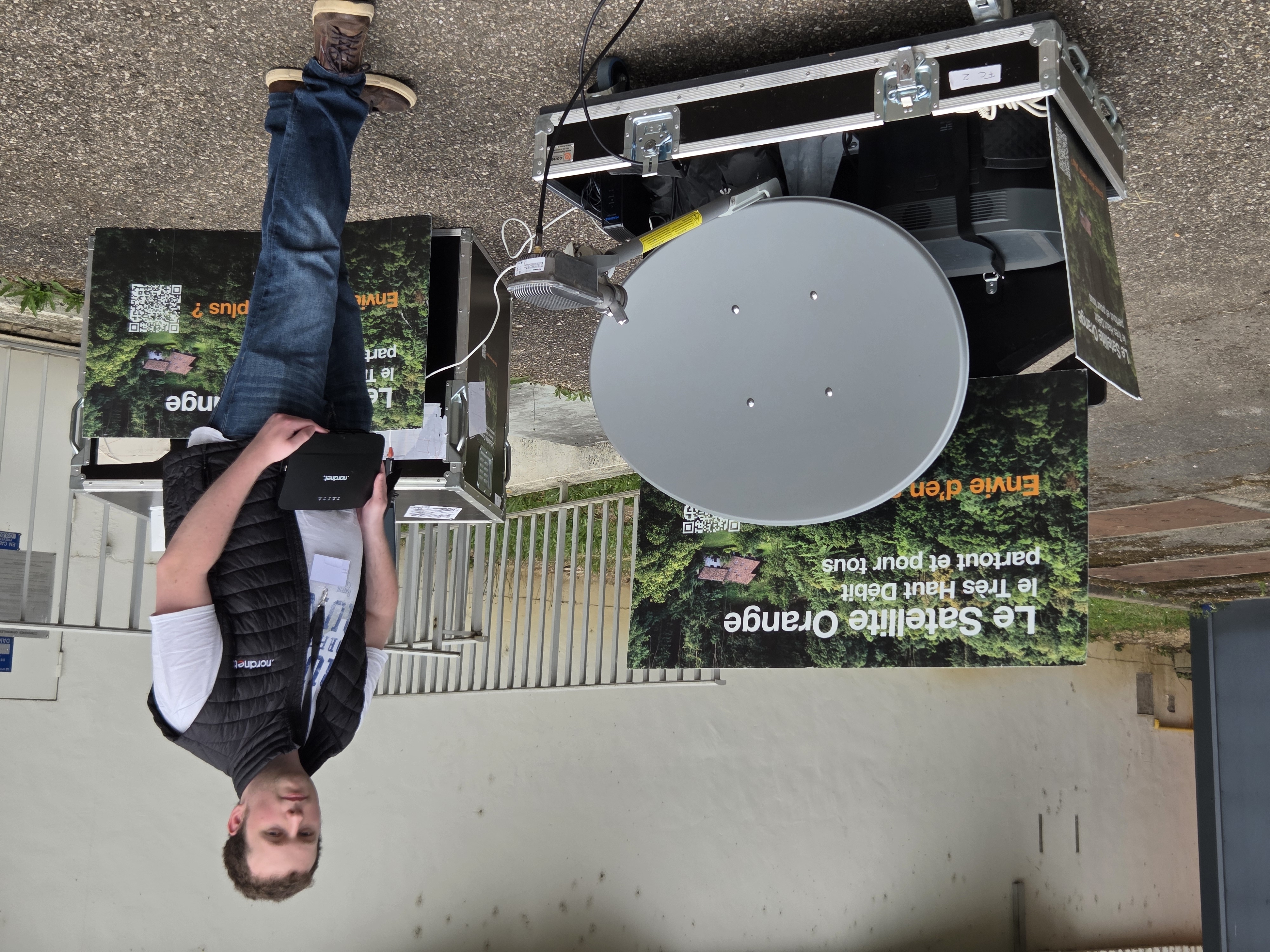 La solution satellitaire Orange marie efficience et indépendance  