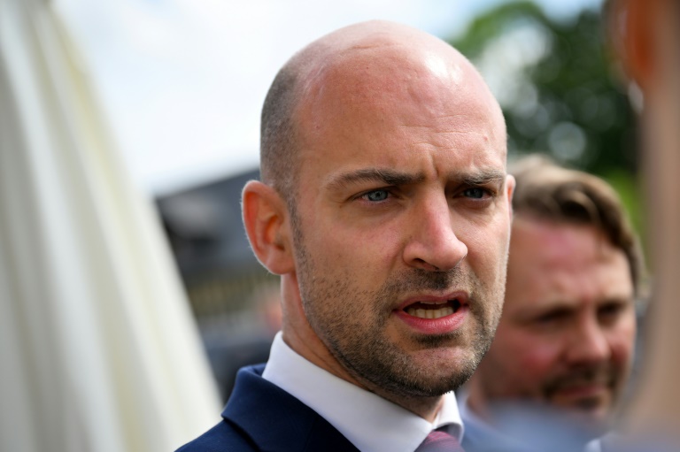 Paris et Alger s'enfoncent dans la crise diplomatique