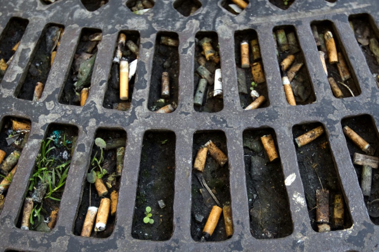 Paris ne veut plus avoir à ramasser 4 à 5 millions de mégots chaque jour