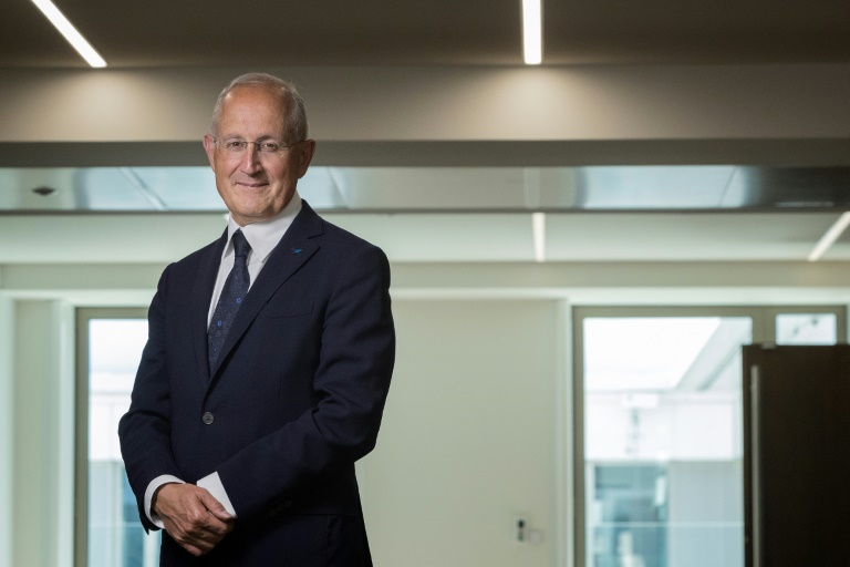 Philippe Wahl, PDG sortant de La Poste face au 