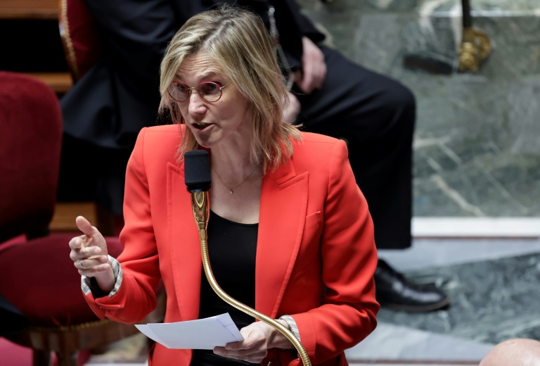 Suppression des ZFE: la ministre de la Transition écologique dénonce 