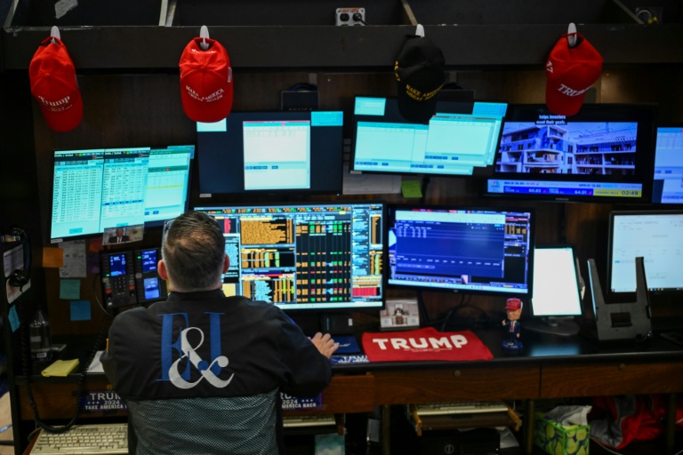 Wall Street recule, plombée par le regain des tensions commerciales sino-américaines