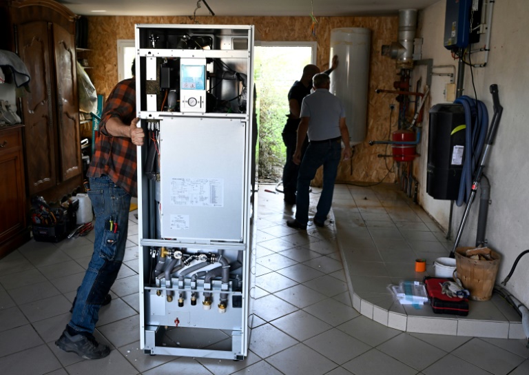 Transition énergétique: refaire l'isolation ou acheter une pompe à chaleur ?