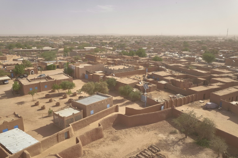 Meloni et l'UE investissent en Afrique dans l'espoir de limiter l'immigration