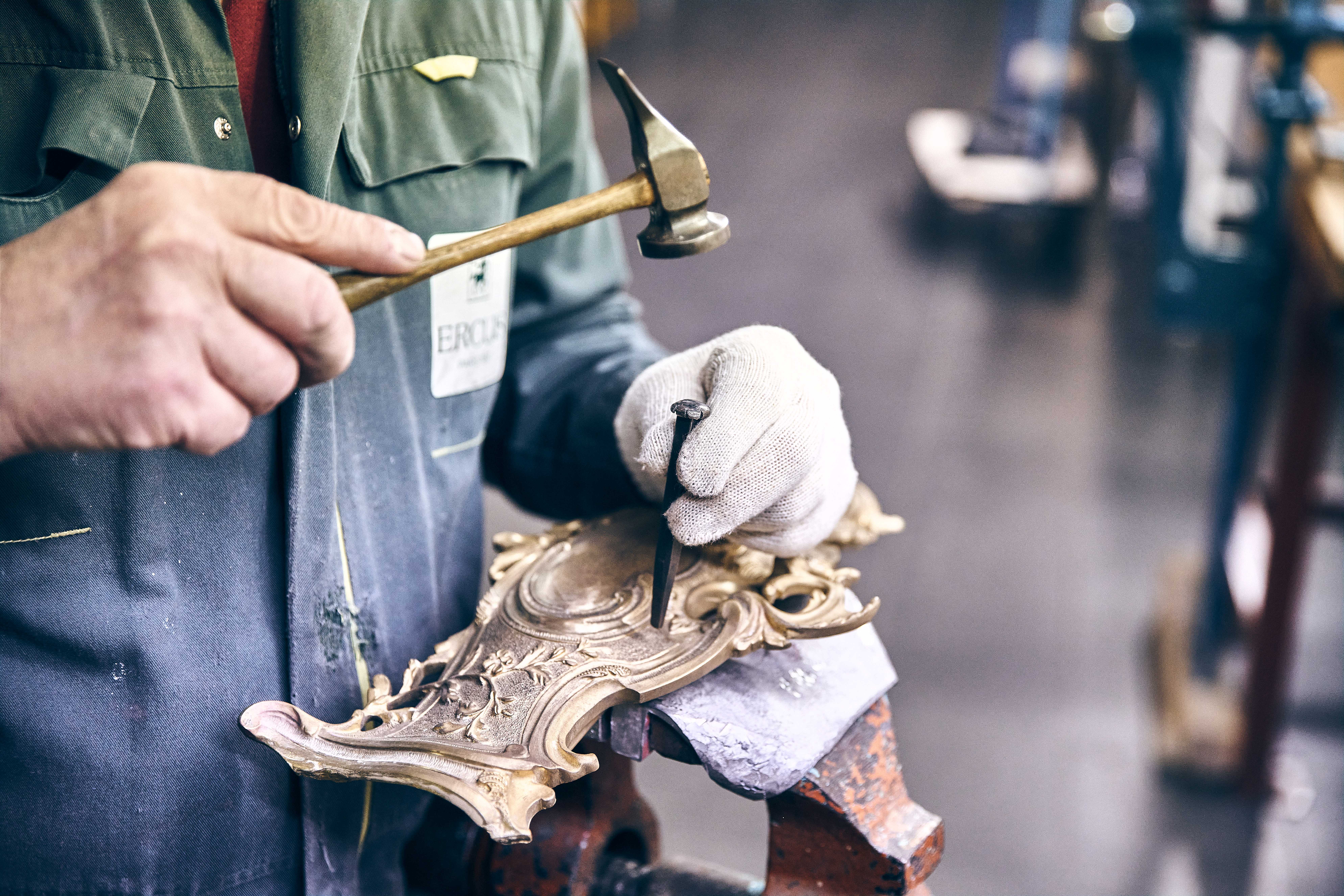 Maison Ercuis : l’orfèvrerie alliant héritage artisanal et innovation sur mesure