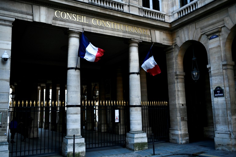 Trois députés contraints de démissionner après avoir été déclarés inéligibles par le Conseil constitutionnel