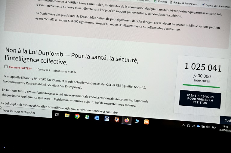 Pétition contre la loi Duplomb: plus d'1,5 million de signatures, le gouvernement marche sur des oeufs