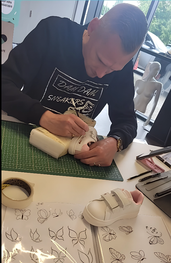 DamDam Sneakers, l’entreprise qui rend vos baskets uniques