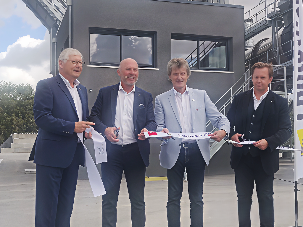 Lhotellier investit dans une centrale d’enrobage dernière génération