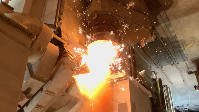 Le four électrique Vulcain fait sa première coulée chez PAM Saint-Gobain 