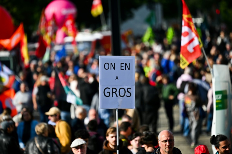 Les syndicats s'agacent d'