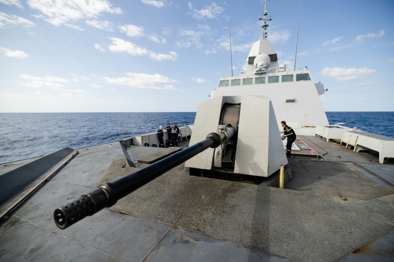 Contre les drones, la marine répond brouillage et 