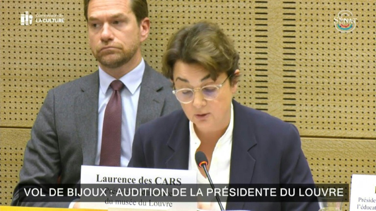 Vol au Louvre: la directrice du musée reconnaît des failles, propose de nouvelles mesures