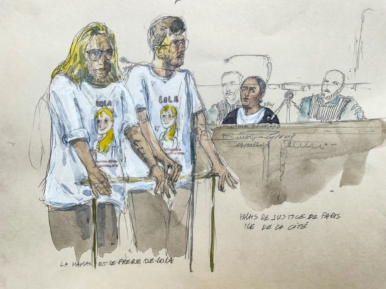 Meurtre de Lola: sa mère, en pleurs, demande que l'accusée 
