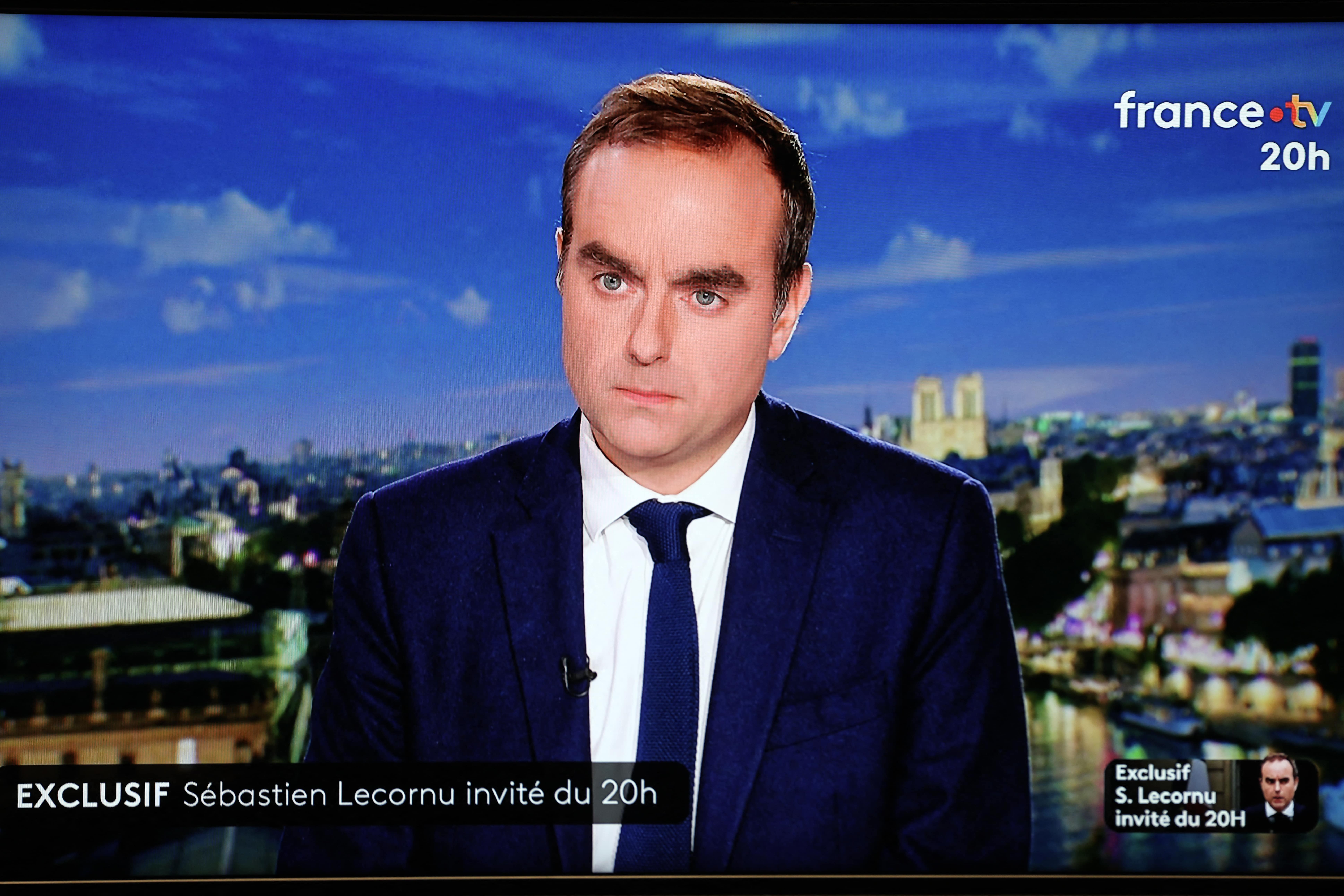 Sébastien Lecornu estime «que les perspectives de dissolution s’éloignent»