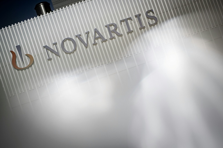 Novartis compte supprimer 550 postes en Suisse d'ici fin 2027