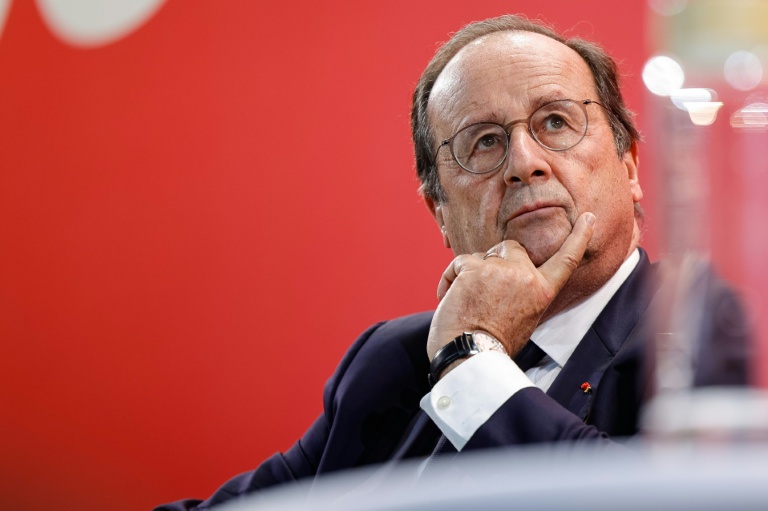 Budget: Hollande juge qu'il ne faut pas se 