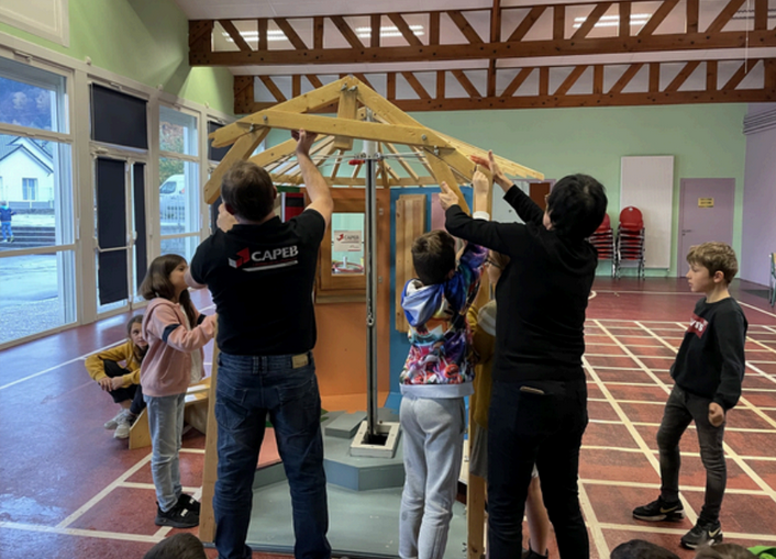 Les Artisans Messagers de la CAPEB initient les jeunes aux métiers du bâtiment dans les Vosges