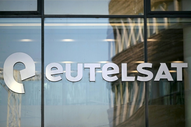 Satellites: Eutelsat finalise son augmentation de capital et veut grandir encore