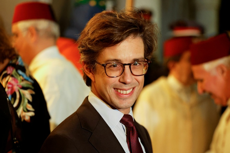 Sciences Po Paris adopte une hausse des frais de scolarité et du salaire de son directeur