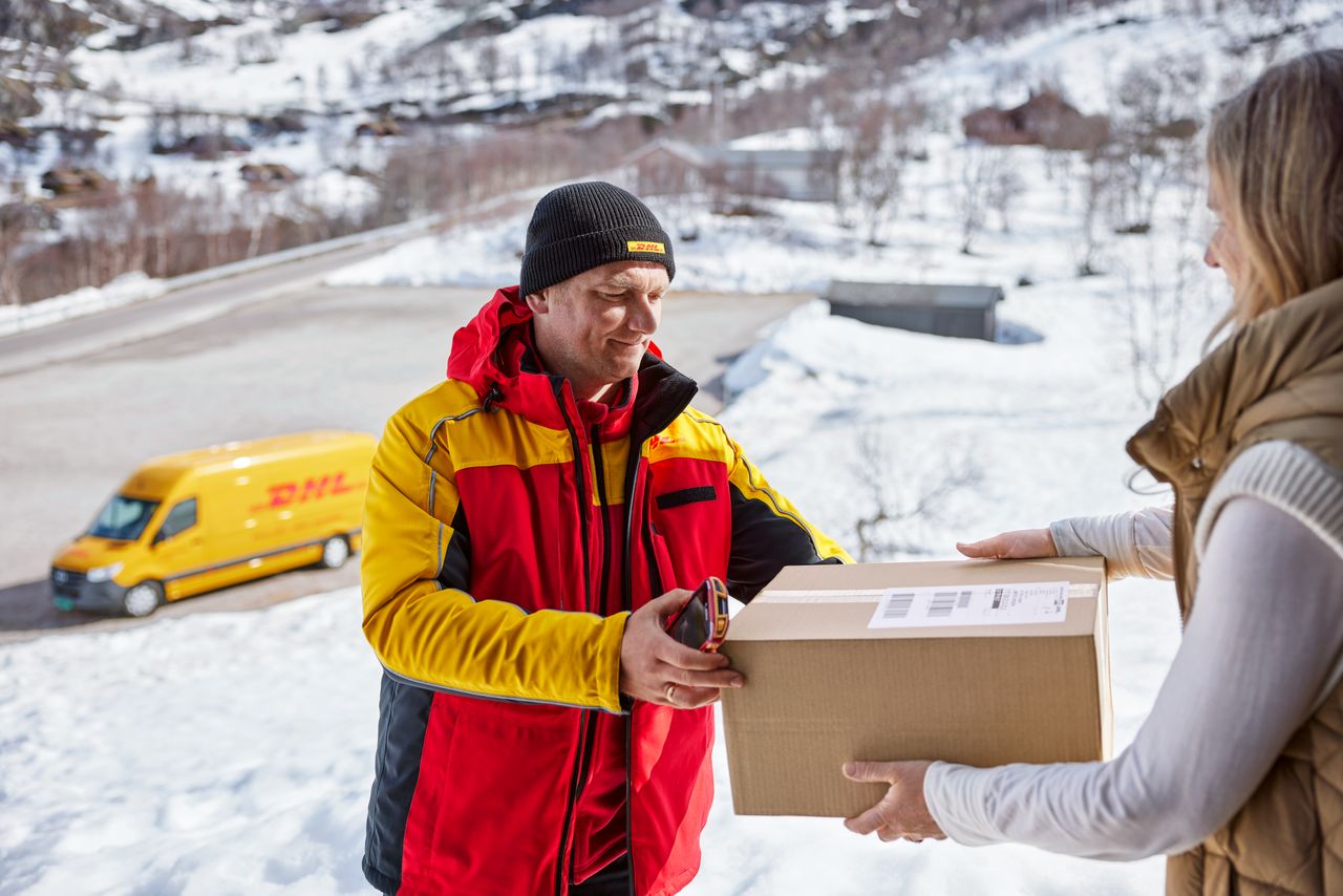 Compiègne au cœur des préparatifs de Noël de DHL Express