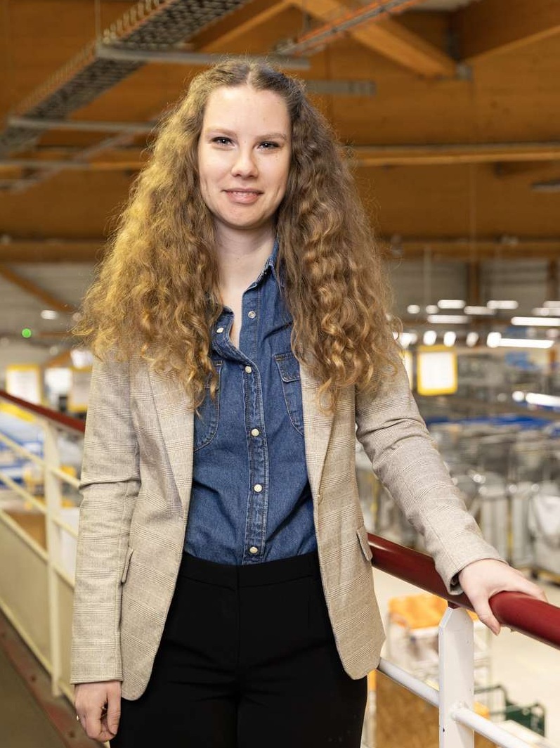 Victoire, plus jeune directrice d’établissement de La Poste en France