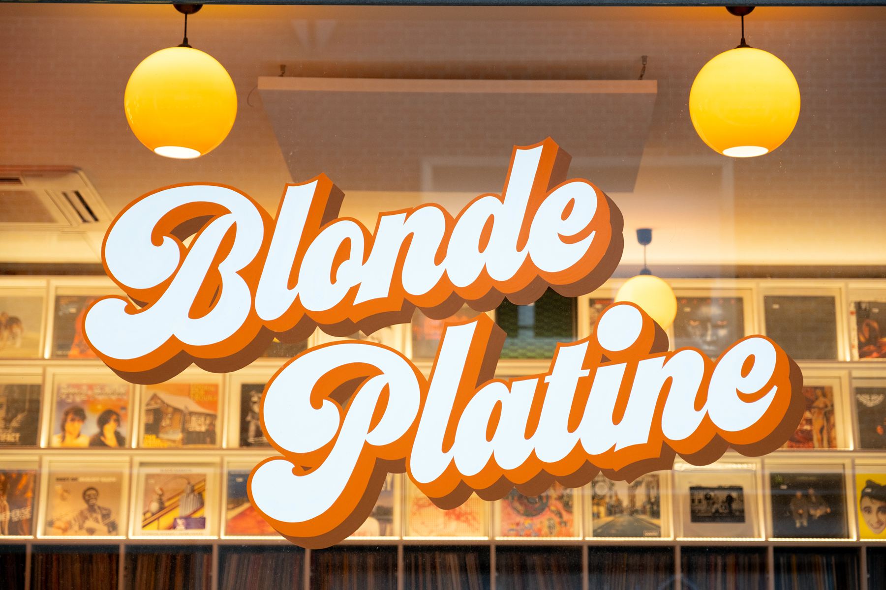Blonde Platine, bar disquaire vintage à Amiens