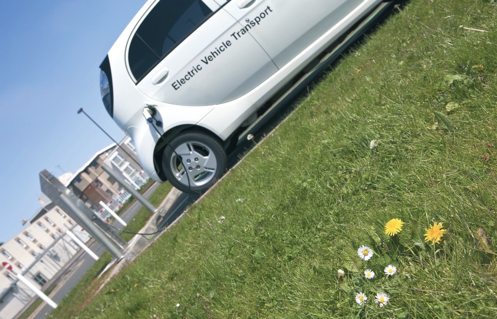 Plan automobile : le gouvernement mise sur la voiture “verte