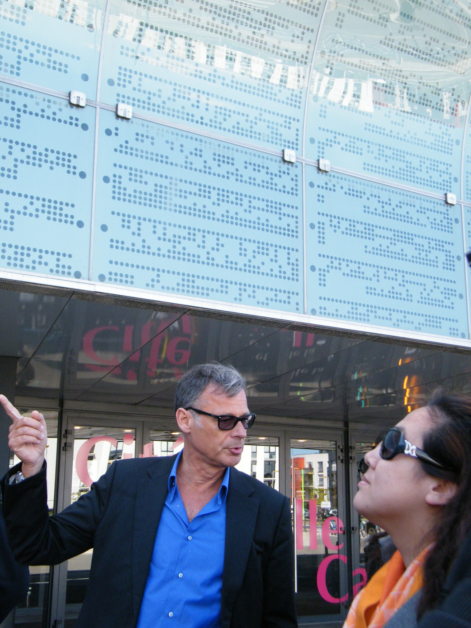 Aimer vient chiner à Calais
