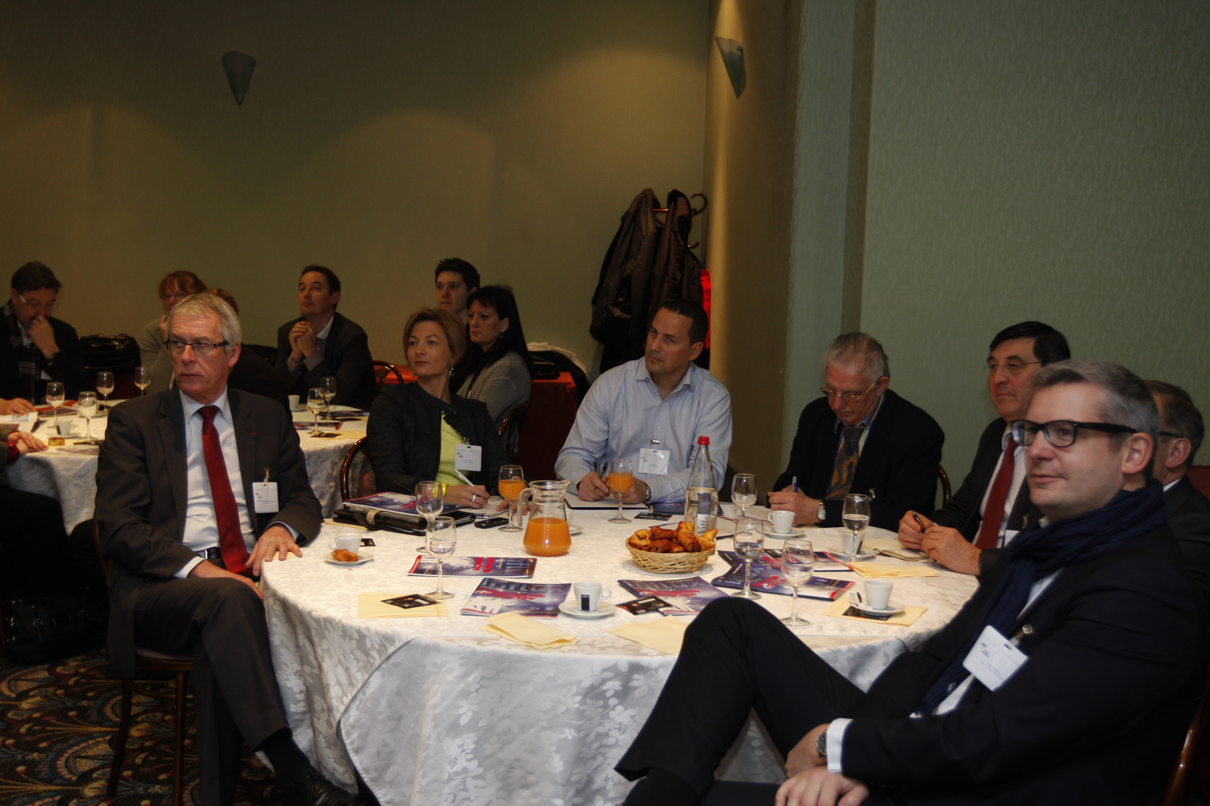 Le Medef s’intéresse aux nouvelles technologies et aux réseaux 