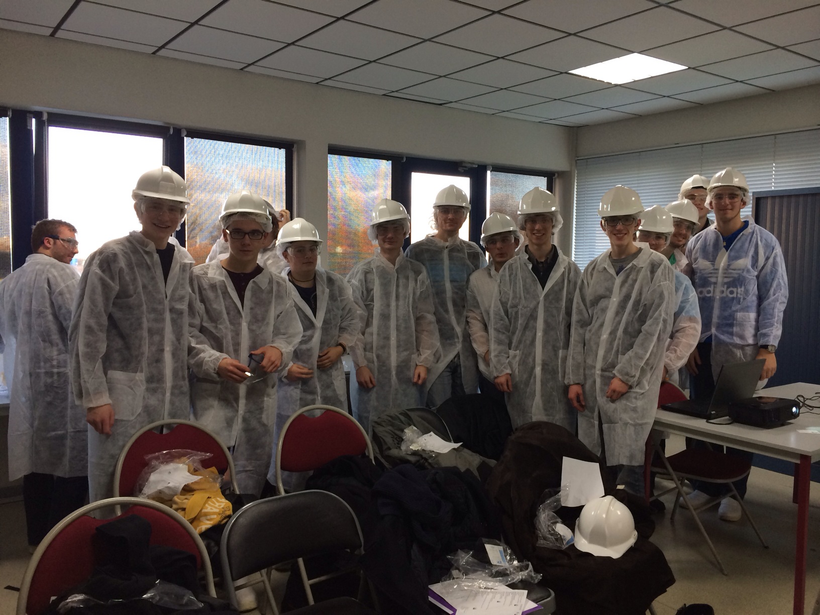 De futurs ingénieurs chez Ajinomoto, géant mondial de l'aspartame