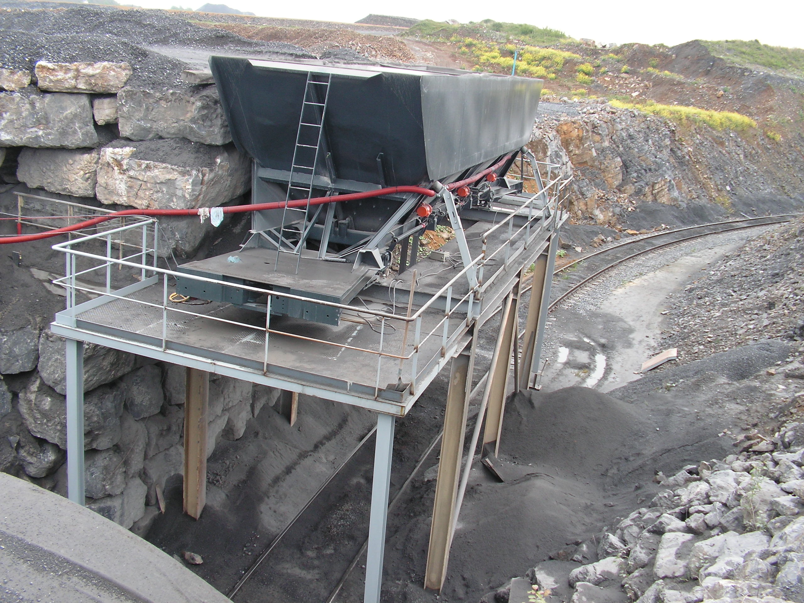 La carrière a engagé son extension