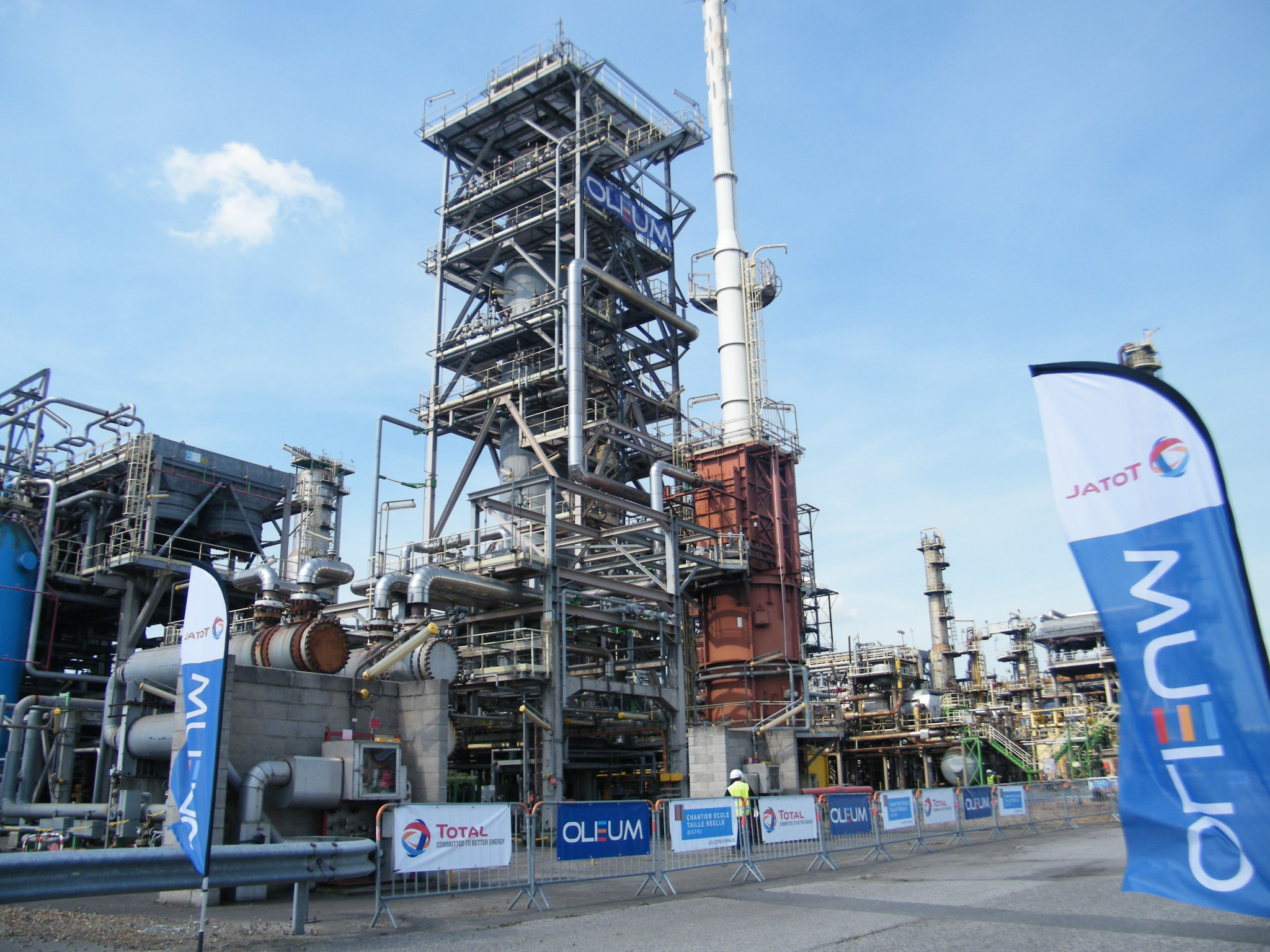Total : d'une raffinerie à un centre de formation