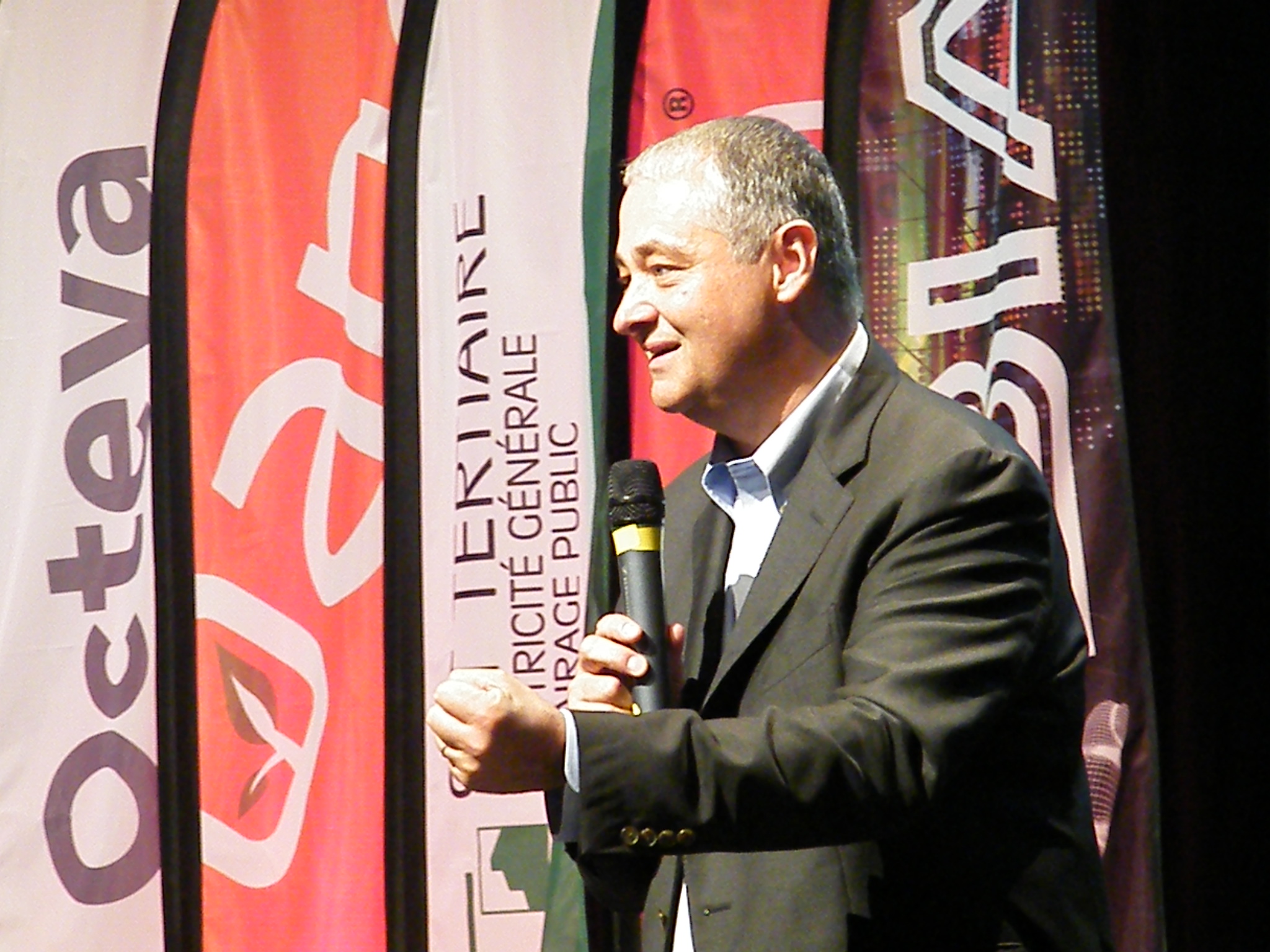 Une «grande» conférence ?