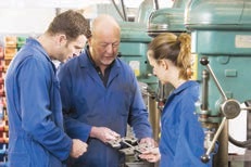 Industrie en manque d’apprentis !