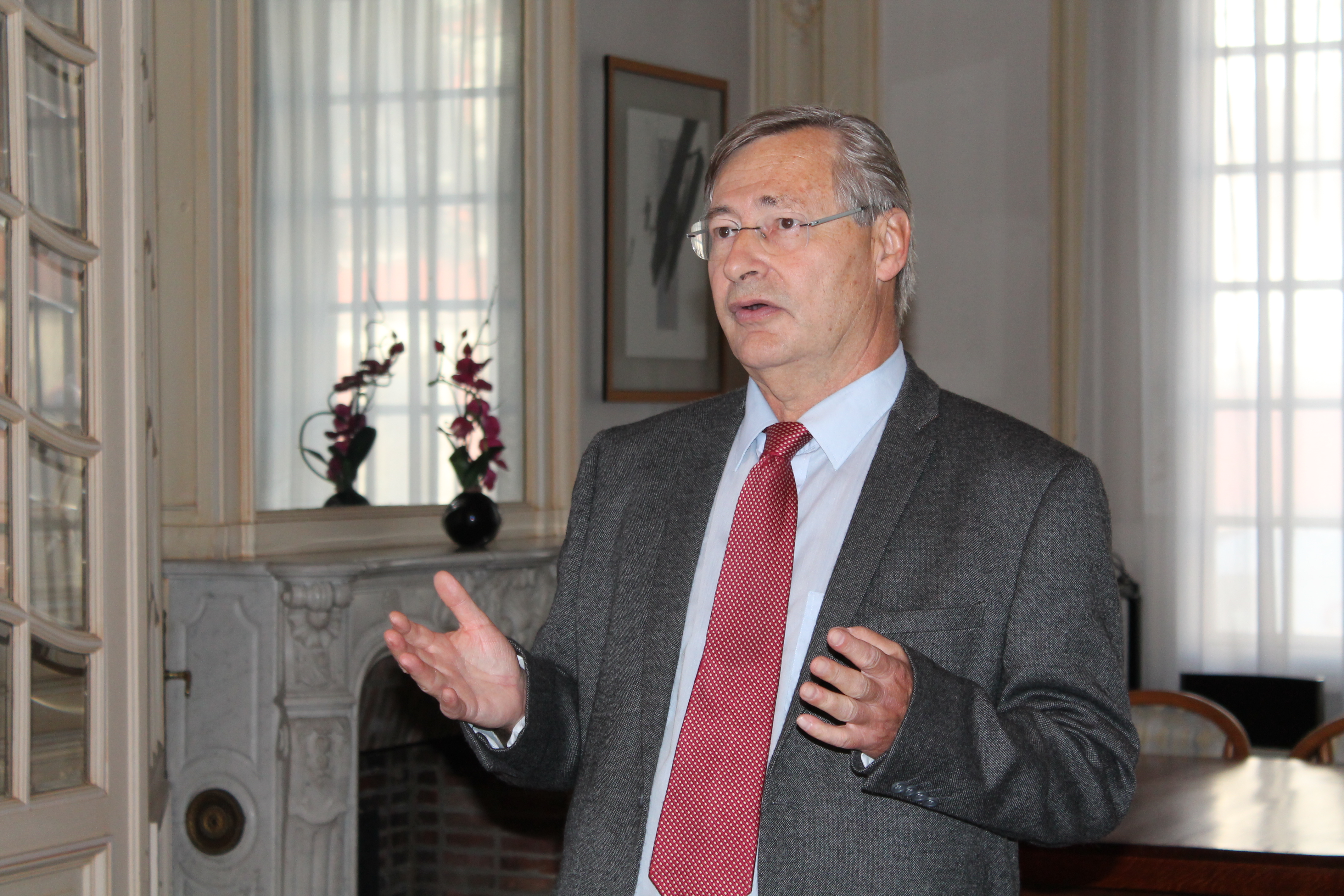 «Je suis prêt à reprendre en main l’Institut Pasteur de Lille»